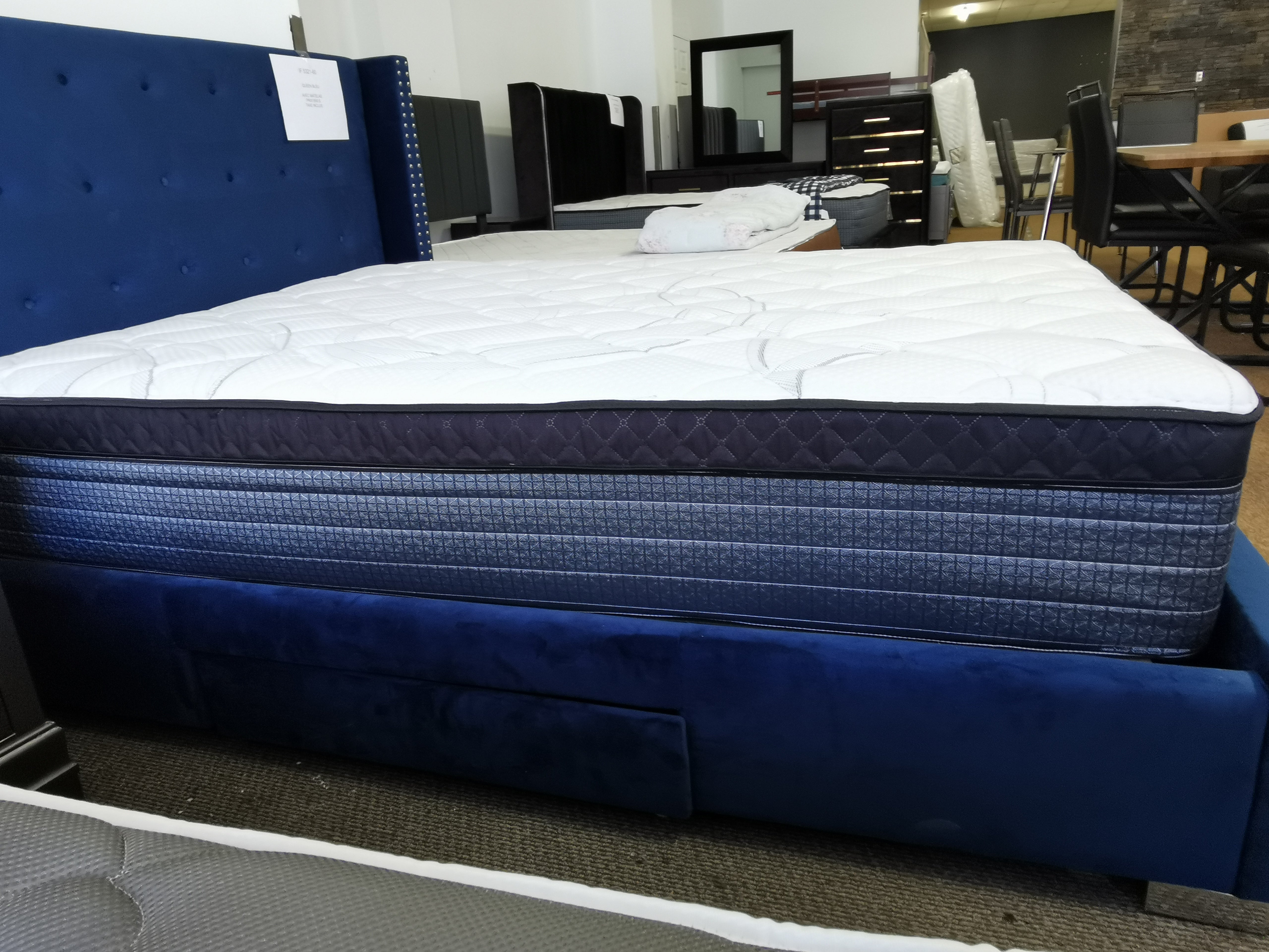 12'' Firm Mattress/ Matelas; Double, Queen; King (Paradise)